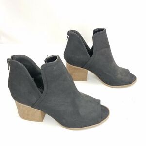 Qupid Black Faux Leather Booties Peep Toe Block Heel Ankle Boots Shoes Size 7